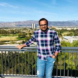 Meet your Posher, Pradeep reddy